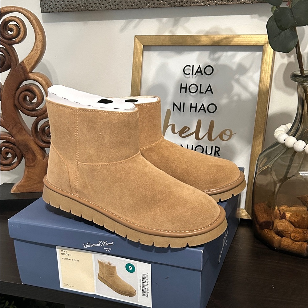 NIB Tan Suede Ankle Boots